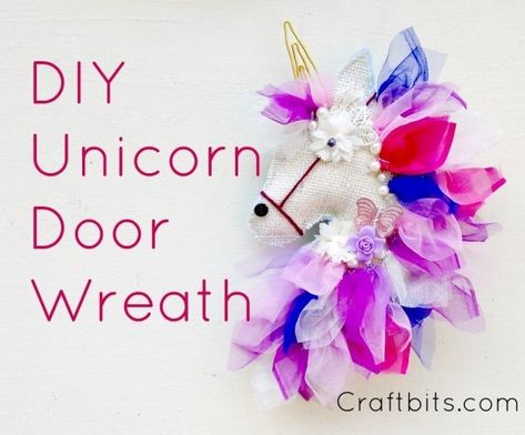 DIY Unicorn Wreath Unicorn Diy Costume, Unicorn Wreath Diy, Burlap Door Hangers Diy, Diy Wreath Tutorial, Diy Unicorn Crafts, Hanger Snowflake, Unicorn Wreath, Make A Unicorn, Costume Unicorn