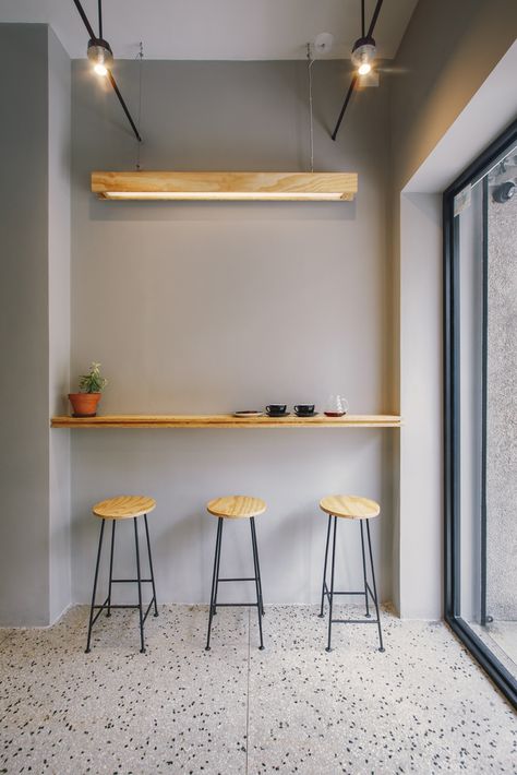 Gallery of Quiero1Café Coffee Shop / ObraVerde - 6 Small Coffee Shop Seating Ideas, Simple Coffee Shop Design, Coffee Shop Chairs, Small Cafe Interior, Tiny Cafe, Industrial Coffee Shop, Coffee Shop Tables, Coffee Shop Lighting, Mini Bakery