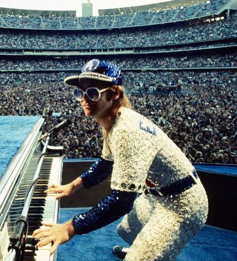 Elton John in custom beaded LA Dodgers uniform by Bob Mackie Elton John Dodgers, Elton John Costume, Dodgers Outfit, Captain Fantastic, Rocket Man, Baseball Outfit, Taron Egerton, Bob Mackie, Mötley Crüe