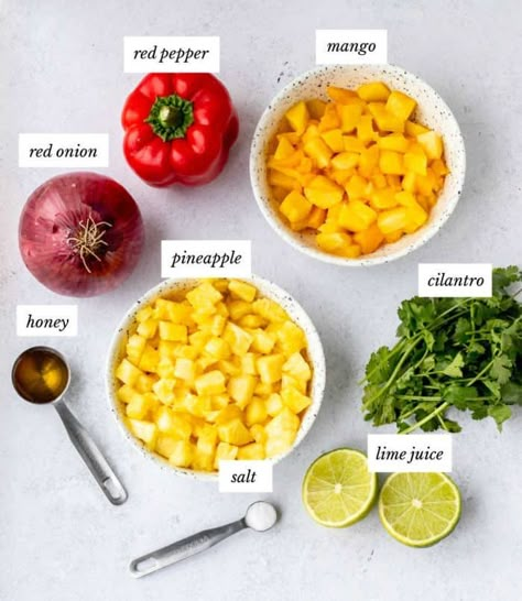 Recipes With Mango Salsa, Salsa Recipe Pineapple, Pesto Ideas, Mango Salsa Dinner Recipes, Salsa With Pineapple Recipe, Easy Mango Salsa Recipe, Pineapple Salad Recipes, Pineapple Mango Salsa, Mango Pineapple Salsa