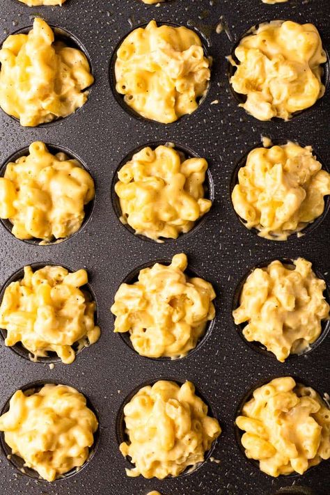 Mac N Cheese Cupcakes, Mac N Cheese Bites Recipe, Baked Mac And Cheese Cups, Baked Mac And Cheese Bites, Mac N Cheese Muffins, Mac And Cheese Cupcakes, Mac N Cheese Cups, Easy Baked Mac And Cheese, Mac And Cheese Muffins