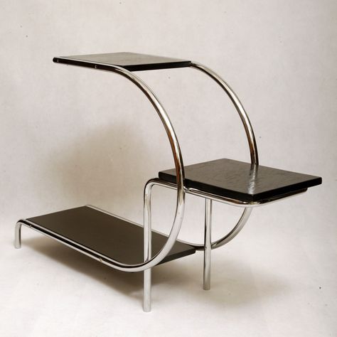 Steel Tube Furniture, Tubular Architecture, Chrome Interior Design, Bauhaus Architecture Interior, Steel Table Design, Metal Table Design, Tubular Furniture, Bauhaus Furniture Design, Bauhaus Interior Design