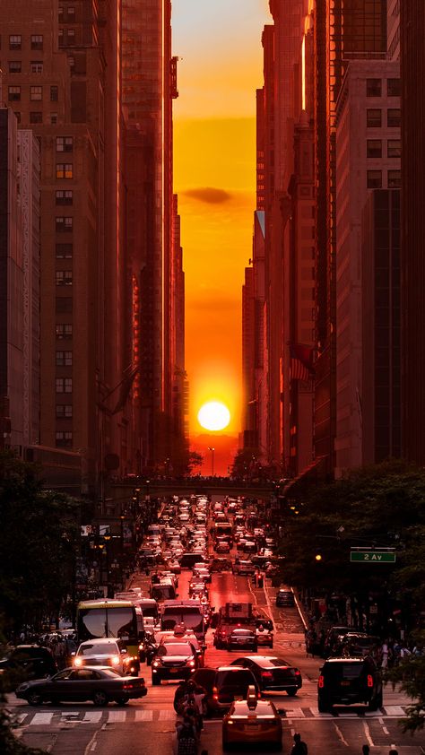 Manhattanhenge, Sunset, Sunrise, New York, NYC Sunset, Manhattan, Manhattan Sunset photos and wallpapers. Manhattan Henge, Nyc Wallpaper, New York Sunset, Sunrise City, City Sunset, Cities Skylines, Nyc Summer, York Wallpaper, 42nd Street