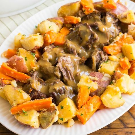 Instant Pot Old-Fashioned Pot Roast with Gravy & Vegetables is the best pot roast I've ever made. This easy, one-pot dinner is a family favorite! Pot Roast With Gravy, Roast With Gravy, Instant Pot Dinner, Bread Booze Bacon, Instant Pot Pot Roast, Pressure Cooking Today, Best Pot Roast, Viral Recipes, Recipes Instant Pot