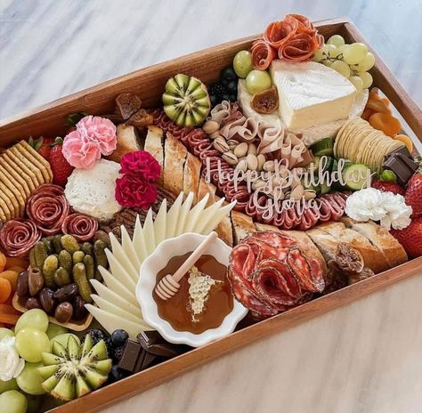 Charcuterie Boats, Charcuterie Bites, Sushi Charcuterie, Boat Snacks, Christmas Cheese Boards, Charcuterie Boxes, Grazing Boxes, Charcuterie Gifts, Christmas Cheese