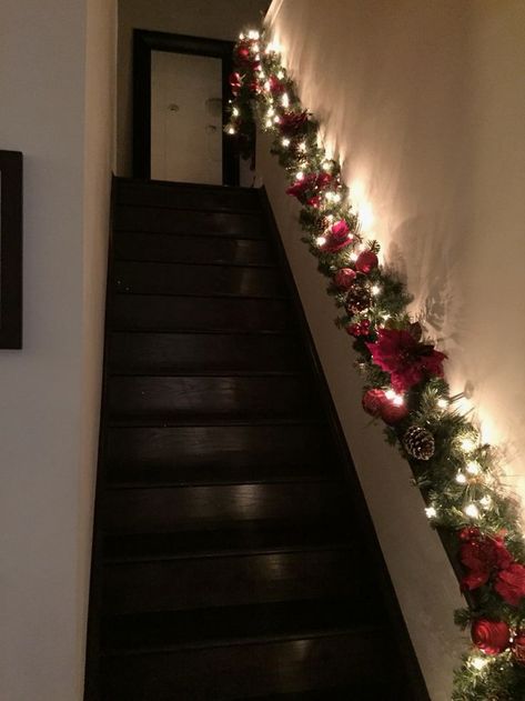 #crafts #stairsdecor #diy #makeover Christmas Decor Ideas Stair Railing, Staircase Railing Christmas Decor, Christmas Stair Railing Decor, Christmas Stairs Decorations Railings, Stairway Christmas Decor, Christmas Stairway Decorations, Stairway Decorating Christmas, Staircase Christmas Decor Railings, Wall Decor With Lights