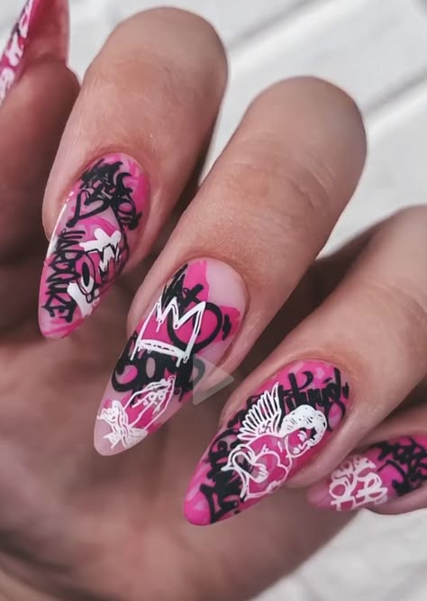 Nails Doodle Art, Nail Art Graffiti, Grafitti Nails Street Art, Nirvana Nail Art, Street Art Nails, P!nk Inspired Nails, Tattoo Nails Designs, Graffiti Nails Acrylic, Punk Nails Designs