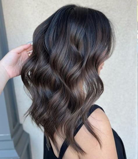 Winter Balyage Brown, Mushroom Brown Babylights On Dark Hair, Brown Babylights On Black Hair, Low Maintenance Dark Brown Hair, Low Light For Black Hair, Low Maintenance Babylights, Baby Lights In Dark Brown Hair, Balayage Ideas For Dark Hair, Subtle Brunette Dimension