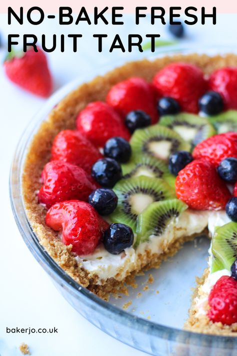 This easy fruit tart has a simple no-bake biscuit crust, a whipped cream cheese filling and is topped with fresh glazed fruit decoration. It’s the perfect summer dessert recipe! A no-bake twist on the traditional French fruit tart. Fresh Fruit Dessert Recipes, Easy Fruit Tarts, No Bake Fruit Tart, Easy Fruit Tart Recipe Simple, No Bake Fruit Pie, Light Fruity Desserts, No Bake Tart Recipes, No Bake Fruit Desserts, Fruit Tart Recipe Easy