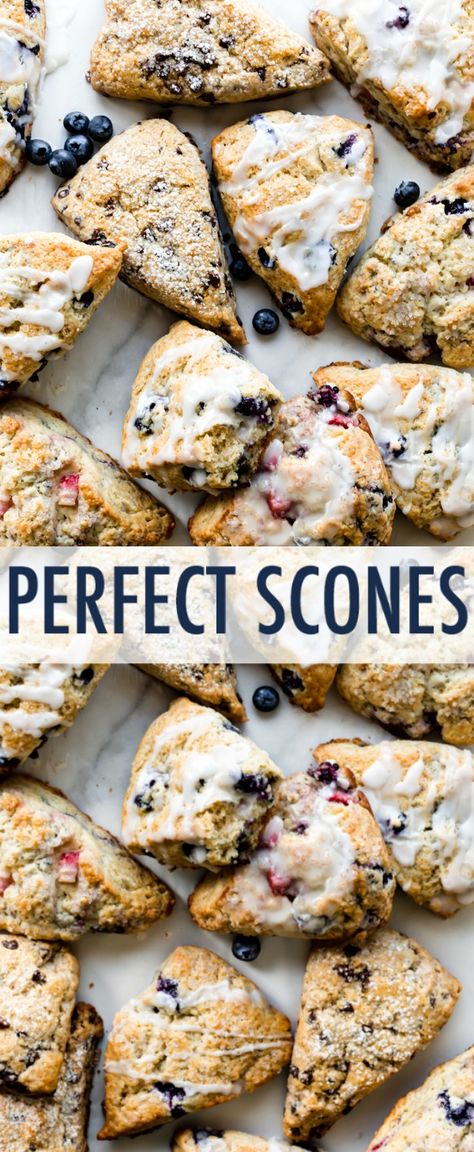 Scones Raspberry, Scones Chocolate, Berry Scones Recipe, Scones Blueberry, Perfect Scones Recipe, Flaky Scones, Sweet Scones, Best Scone Recipe, Berry Scones