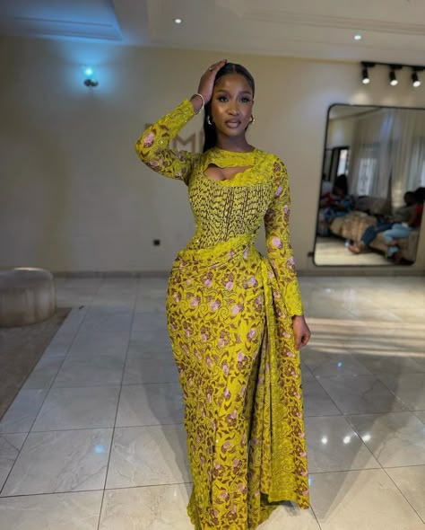 African Lace Dress, Detty December, Nigerian Traditional Dresses, Owambe Styles, Nigerian Outfits, Ankara Dress Designs, Nigerian Dress, African Party Dresses, Nigerian Lace Styles Dress