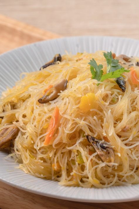 10 Best Vermicelli Noodles Recipes - IzzyCooking Recipes With Vermicelli Noodles, Vermicelli Noodles Recipes, Easy Rice Noodle Recipes, Vermicelli Salad, Vermicelli Recipes, Salad Appetizer Cups, Broiled Chicken Breast, Rice Noodle Recipes, Appetizer Cups