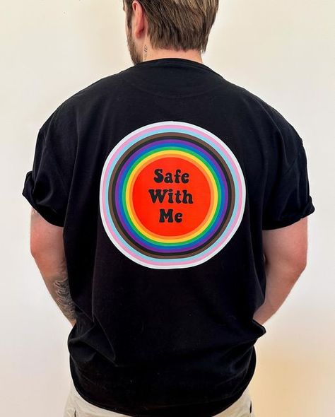 Rainbow Certified🌈💕 on Instagram: "Creating #SafeSpaces for the #LGBTQ+ community in 2024 is what it’s all about & when you wear this T, that is exactly what you will be doing!🌈🫶
-
The perfect shirt for anyone wanting to support & help the #Queer community feel safe & loved💕
-
Have a nice evening cuties❤️
-
#safe #safespace #safewithme #pride #pride365 #rainbowcertified #t #shirt #tshirt #prideshirt #ally #allyshirt #lgbtq #lgbtqia #lgbtqiapride" Lgbtq Shirts, Ally Shirt, Social Justice Shirts, Proud Ally, Pride Ally, Lgbtq Ally, Queer Shirt, Community Love, Ace Pride