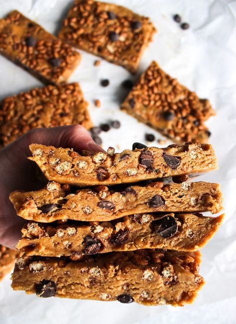 Copycat Go Macro Bars | Lau's Healthy Life Go Macro Bars, Nut Free Baking, Homemade Energy Bars, Banana Bread Cookies, Protein Bars Homemade, Low Sugar Diet, Delicious Gluten Free Recipes, Vegan Gluten Free Recipes, Healthy Gluten Free Recipes