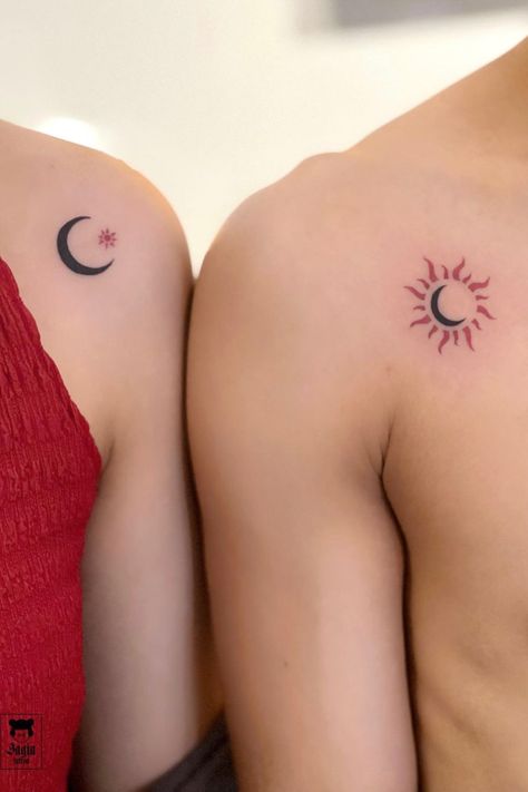 Unique Couple Tattoo, Simple Couples Tattoos, Sun And Moon Tattoos, Couple Tattoo Ideas, Tato Flash, Couple Tattoos Love, Partner Tattoos, Couple Tattoos Unique Meaningful, Maching Tattoos