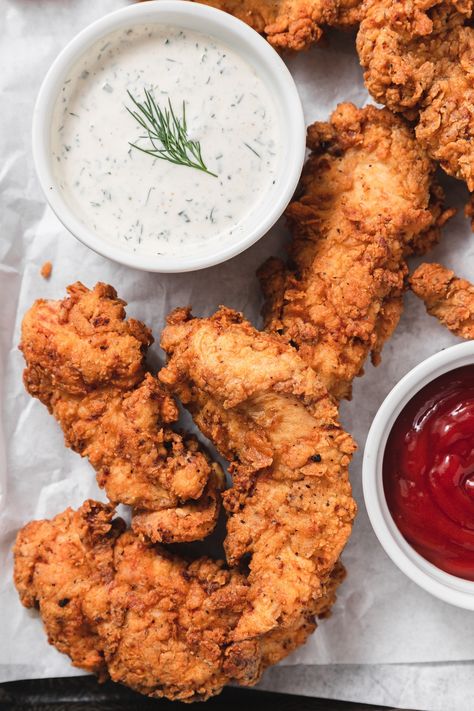 Easy Homemade Fried Chicken, Chicken Tender Aesthetic, Publix Chicken Tenders Recipe, Fried Chicken Tender Recipe, Chicken Tenders Aesthetic, Fried Chicken Aesthetic, Fried Chicken Breading, Chicken Tenders Recipes, Buttermilk Fried Chicken Tenders