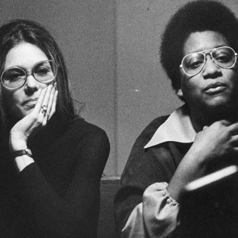 11 Black Women Who Helped Shape Gloria Steinem & The Second Wave Feminist Movement | The Daily Scoop Feminist Photos, 70s Feminist, Feminism Black And White, Women Protesting Vintage, Feminist Movement 1960s, Feminist History, Second Wave Feminism, Female Activists Throughout History, Feminist Movement