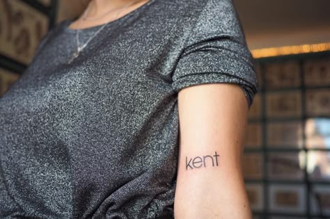 Kent Tattoo, Style Of Tattoos, Placement Tattoo, A Tattoos, Student Tips, Fest Outfits, Children's Book Illustrations, Book Illustrations, Tattoo Styles