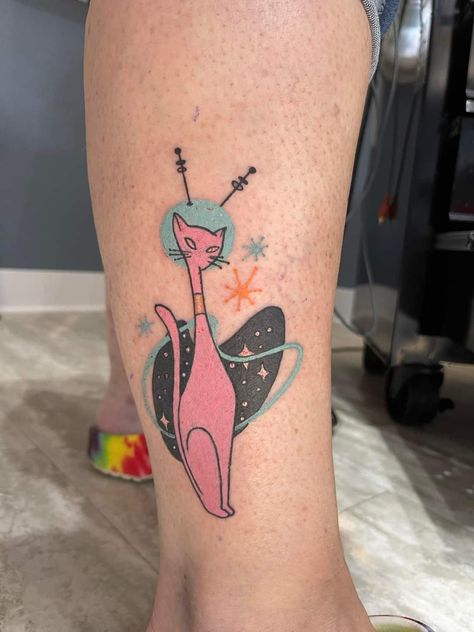 Atomic Cat Tattoo, Mid Century Modern Tattoo Ideas, Mid Century Modern Tattoos, Jetsons Tattoo, Mid Century Tattoo, Mid Century Modern Tattoo, Mid Century Cat, Theme Tattoo, Cat Plants