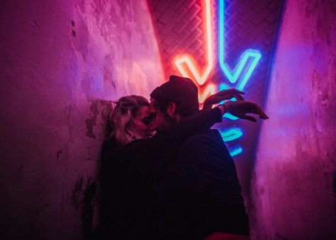 Neon Rouge, Law Of Love, The Wombats, Neon Aesthetic, Halsey, Full Circle, Neon Lights, Instagram Foto