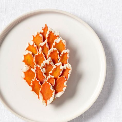 Michelin Star Food Plating, Michelin Food, Anise Hyssop, Star Snacks, Vegan Plate, Eleven Madison Park, Dishes Ideas, Michelin Star Food, Nordic Restaurant