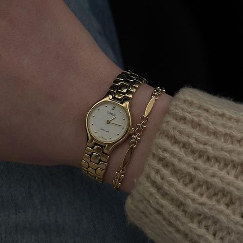 Vintage Tissot Watch GORGEOUS minimal Tissot watch... - Depop Minimal Jewelry Bracelets, Womens Watch Aesthetic, Watch Styling Women, Vintage Watches Women Aesthetic, Gold Watch Stack, Minimal Jewelry Aesthetic, Old Money Watches Women, Feminine Watches, Classic Watches Women