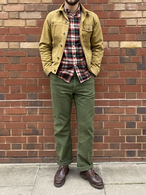 Paraboot Michael Outfit, Derby Outfits Men, Paraboot Michael, Men's Denim Style, Derby Outfits, Utilitarian Style, Chore Coat, Coat Outfits, Mens Casual Outfits