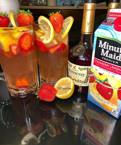 ALLURING on Twitter: "I NEED THIS… " Strawberry Hennessy Lemonade Drink Recipe, Mixed Drinks Hennessy, Strawberry Lemonade Hennessy Drink, Strawberry Hennessy Lemonade, Mixed Drinks With Hennessy, Hennessey Drink Recipes, Strawberry Hennessy Drink Recipe, Hennessy Recipes, Hennessy Mixed Drinks