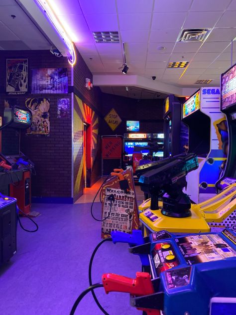 In House Arcade, Huge Game Room Luxury, Rich Gaming Room, Arcade In Basement, House Arcade Room, Arcade Aesthetic Room, Arcade Man Cave, Modern Arcade Room, Huge Gaming Room