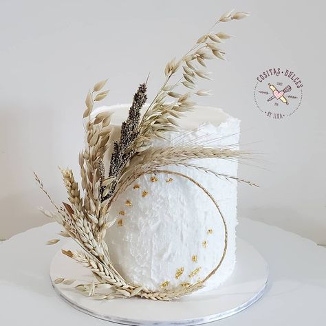 Simple Boho Cake, Boho Style Cake, Woodsy Cake, Bohemian Cake, Comunion Cake, Online Wedding Invitations, Cake Structure, Cake Rustic, Cake Beautiful