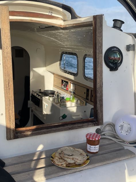 Sailboat Living, Sail Life, Living On A Boat, Me U, Instagram Life, Summer Dream, Future Life, House Boat, Van Life