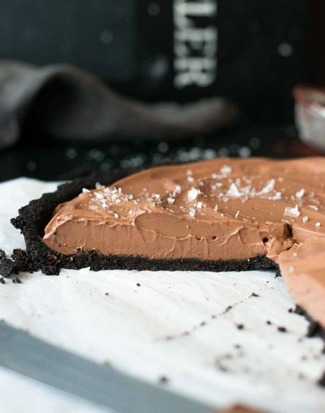 Chocolate Silken Tofu Pie with Oreo Crust Tofu Pie, Pumpkin Tofu, Pie With Oreo Crust, Vegan Chocolate Tart, Silken Tofu Recipes, Tofu Dessert, Digestive Cookies, Vegan Tarts, Chocolate Tarts Recipe