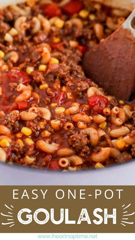 Easy Goulash Recipes Slow Cooker, Easy One Pot Goulash, Cheap Goulash Recipes, Crop Pot Recipes Easy, One Pot American Goulash, Goulash Recipes One Pot, What To Do With Ground Beef Easy, Goulash Recipes Small Batch, Moms Goulash Recipe