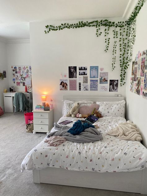 Teenage Room, Dekorasi Kamar Tidur, Room Redesign, Pinterest Room Decor, Preppy Room, Redecorate Bedroom, Cozy Room Decor, Teen Bedroom Decor, Dreamy Room