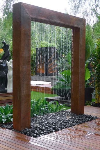 Fountain Diy, Diy Garden Fountains, Patio Privacy, Backyard Water Feature, Outdoor Fountain, Diy Water, Water Walls, Water Features In The Garden, Garden Fountain