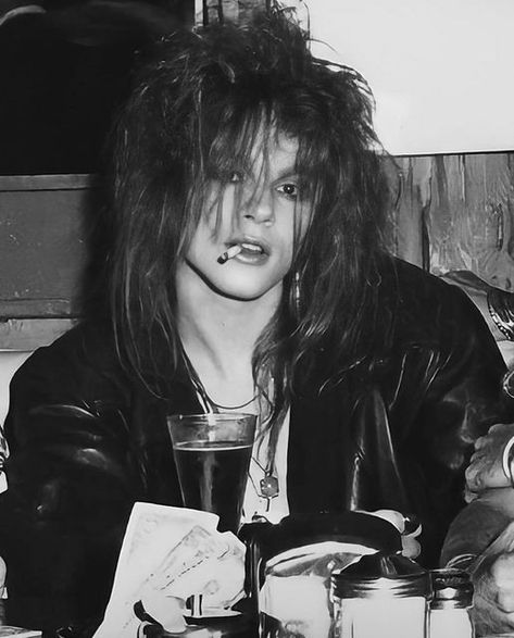 Axel Rose, 80s Hair Bands, Rockstar Aesthetic, Duff Mckagan, Peter Steele, Paul Stanley, Glam Metal, Axl Rose, Tommy Lee