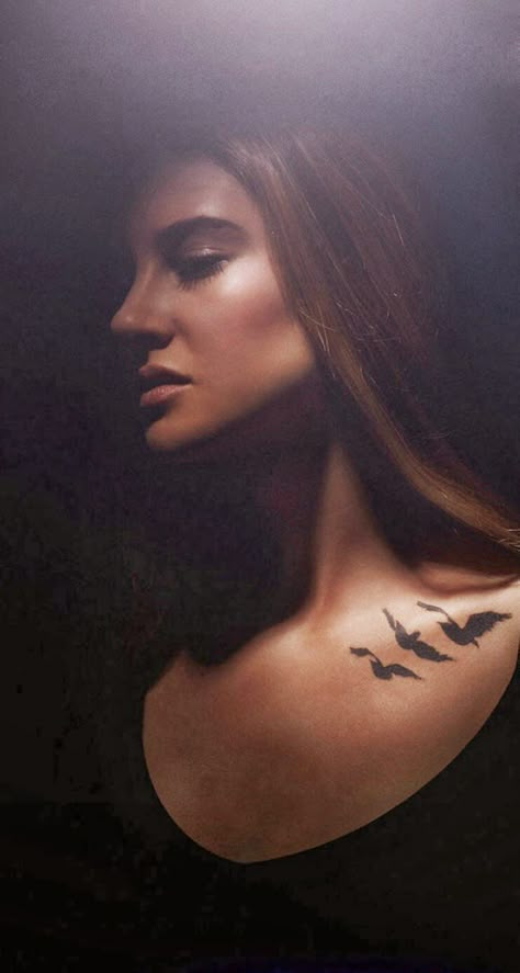 Beatrice "Tris" Prior - Shailene Woodley Divergent Tattoo, Divergent Aesthetic, Tris And Four, Tris Prior, Divergent Trilogy, Divergent Insurgent Allegiant, The Divergent, Veronica Roth, Divergent Series