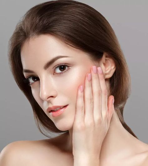 We have the best tips for you to get Glowing skin only at StyleCraze, India's largest Beauty network. Golden Facial, Burpee Challenge, Natural Skin Tightening, Coconut Health, Clear Skin Diet, Haut Routine, My Dream Board, Beauty Tips In Urdu, Skin Diet