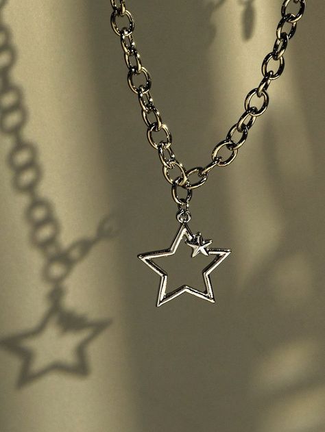 Edgy Jewelry, Star Charm Necklace, Jewelry Accessories Ideas, Funky Jewelry, Jewelry Lookbook, Fancy Jewelry, Girly Jewelry, Dream Jewelry, Stylish Jewelry