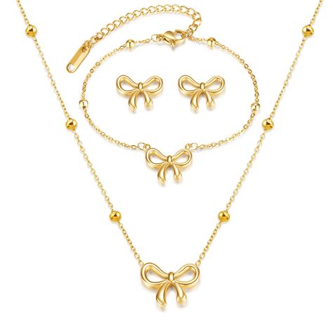 Matching Necklace And Earrings, Gold Accessories Women, Gold Earrings And Necklace Set, Cute Jewelry Necklaces Gold, Aesthetic Jewelry Necklaces, Gold Bow Jewelry, Gold Jewelry Sets Simple, Pretty Jewellery Bracelets, Cute Jewelry Aesthetic