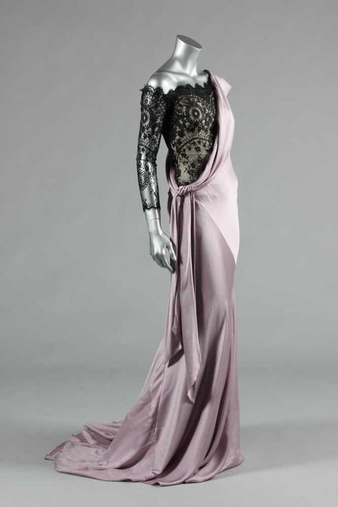 Black Lace Evening Gown, Temple Dress, Jeanne Lanvin, Lace Evening Gowns, Soft Summer, Beautiful Gowns, Fashion History, Gray Dress, Lanvin