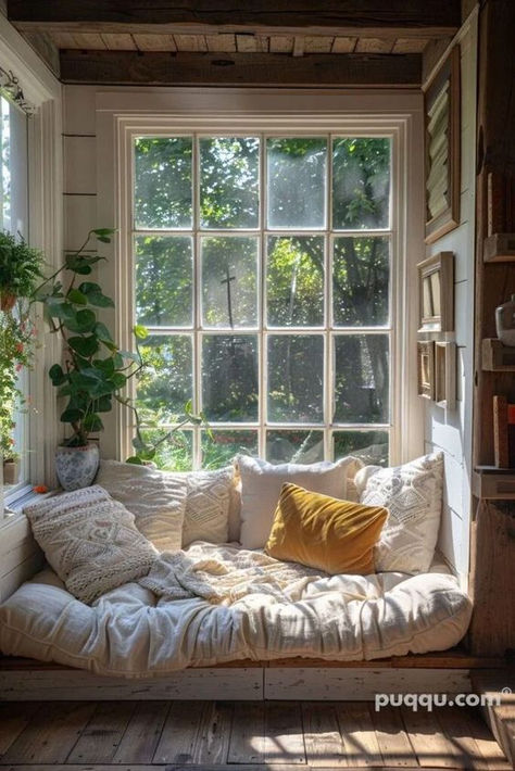 Sun Soaked Spaces Sunroom Ideas With Plants, Sunroom Daybed, Tiny Sunroom, Silversmith Studio, Small Sunroom Ideas, Geometry Project, Farmhouse Sunroom, Cozy Sunroom, Small Sunroom