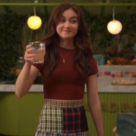 Kitty Song Covey Outfits Xo Kitty, Kitty Covey Outfits, Kitty Song Covey Outfits, Xo Kitty Outfits, Kitty Xo Kitty, Lara Jean Covey Outfits, Kitty Xo, Xo Aesthetic, Kitty Song Covey