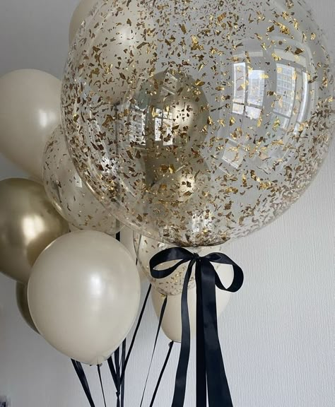 Balloon Decorations Neutral, 18th Birthday Party Themes Decoration, Decorations 18th Birthday, Bridal Brunch Shower, 17. Geburtstag, 18th Birthday Party Themes, Party Theme Decorations, Ballon Party, Fest Temaer