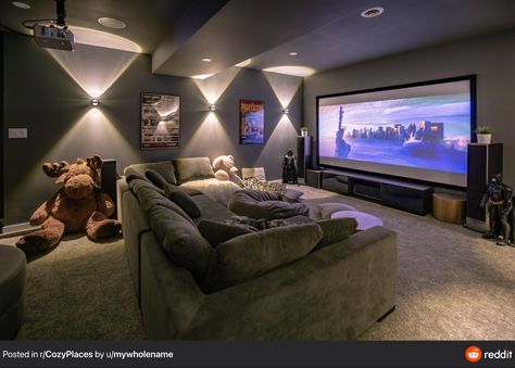 Sala Cinema, Home Theater Room Design, Theater Room Design, Home Theater Room, Home Cinema Room, Theater Rooms, At Home Movie Theater, Home Movie, Interior Design Per La Casa