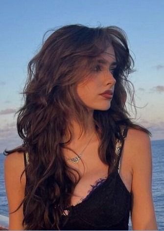 Summer Haircuts, Different Hair Types, Long Hair Women, Dream Hair, Aesthetic Hair, Pretty Hairstyles, Hair Cut, Wavy Hair, Hair Hacks