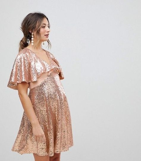 11 New Year's Eve 2017 Maternity Dresses That Will Make Your Bump Shine Sequin Maternity Dress, Cute Maternity Clothes, Pregnant Outfits, Pregnancy Dress, Fashion Maternity, Dresses Maternity, Pumping Moms, Cute Maternity, Dress Stylish