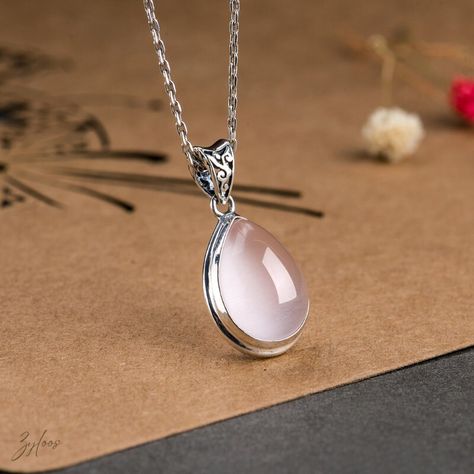 Rose Quartz Necklace Pendants, Crystal Stone Jewelry, Birthday Travel, Rose Quartz Jewelry, Raw Crystal Jewelry, Rose Quartz Earrings, Crystal Pendant Necklace, Rose Quartz Pendant, Drop Pendant Necklace