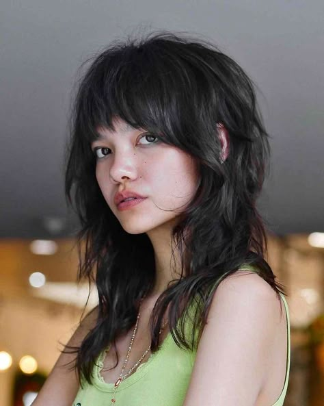 mid-length-shaggy-wolf-cut-with-bangs Fairy Haircut, Shag Haircuts With Bangs, Medium Shag, Medium Shag Haircuts, Shaggy Long Hair, Shaggy Haircuts, Haircut Inspo, Shag Haircuts, Shag Hairstyles