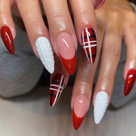 Red Flower Nail Designs, Winter Sweater Nails, Christmas Sweater Nails, Glitter Tip Nails, Almond Nail Art, Country Nails, February Nails, Sweater Nails, Flower Nail Designs